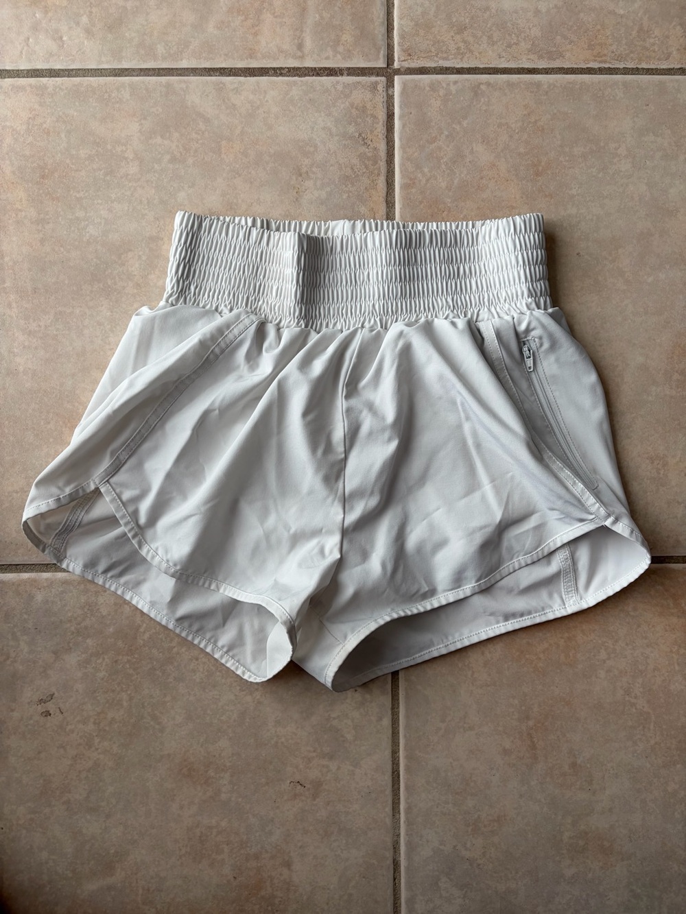 High-Waist White Athletic Shorts with Smocked Waistband